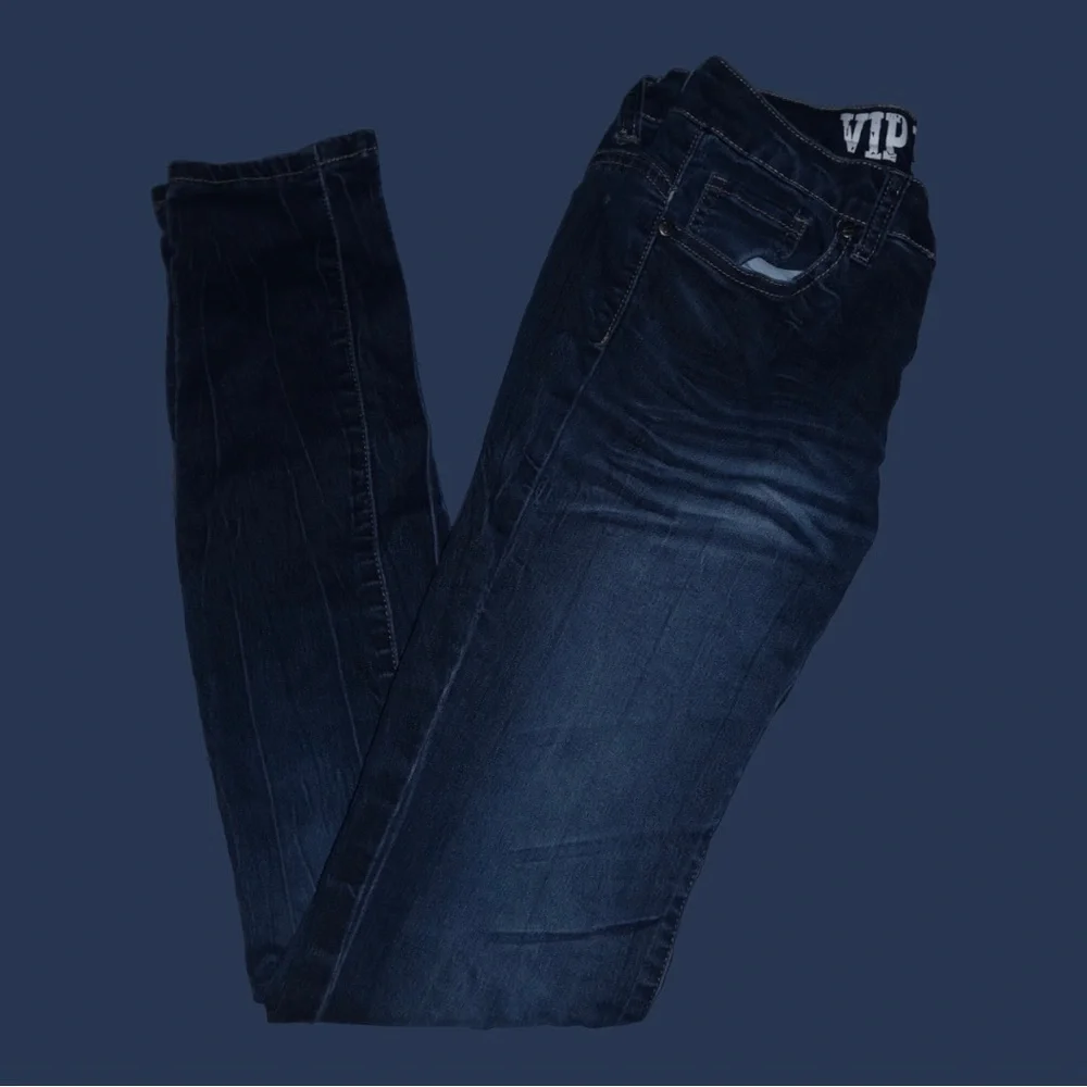 VIP Jeans - Picture 1 of 3